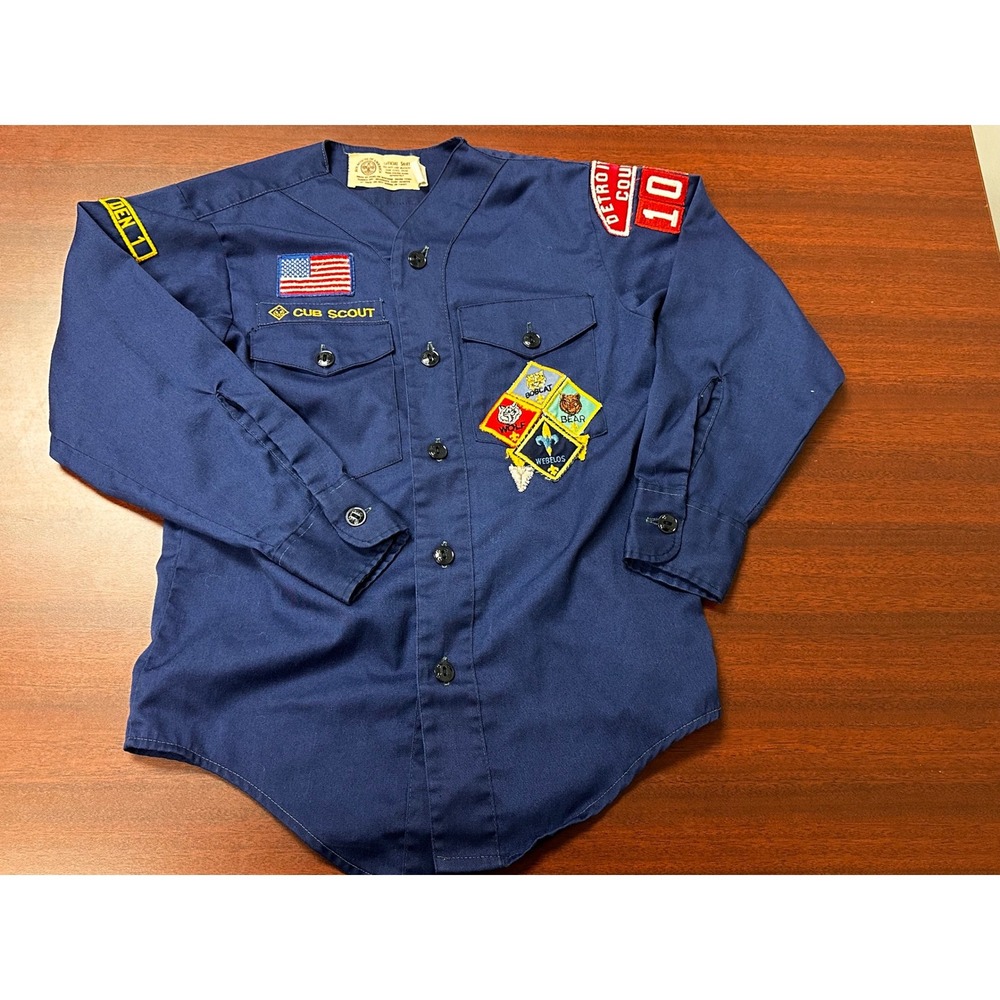 Vintage Cub Scout Boy Scouts of America Uniform Shirt Patches Size 12 Sleeve Reg